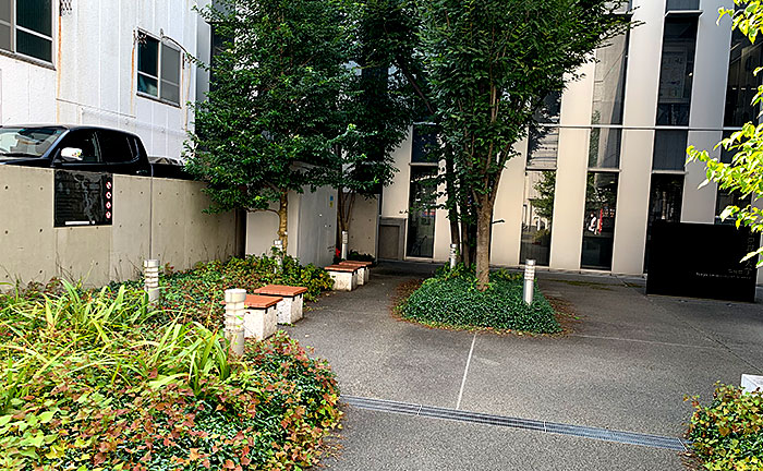 市谷船河原町公園