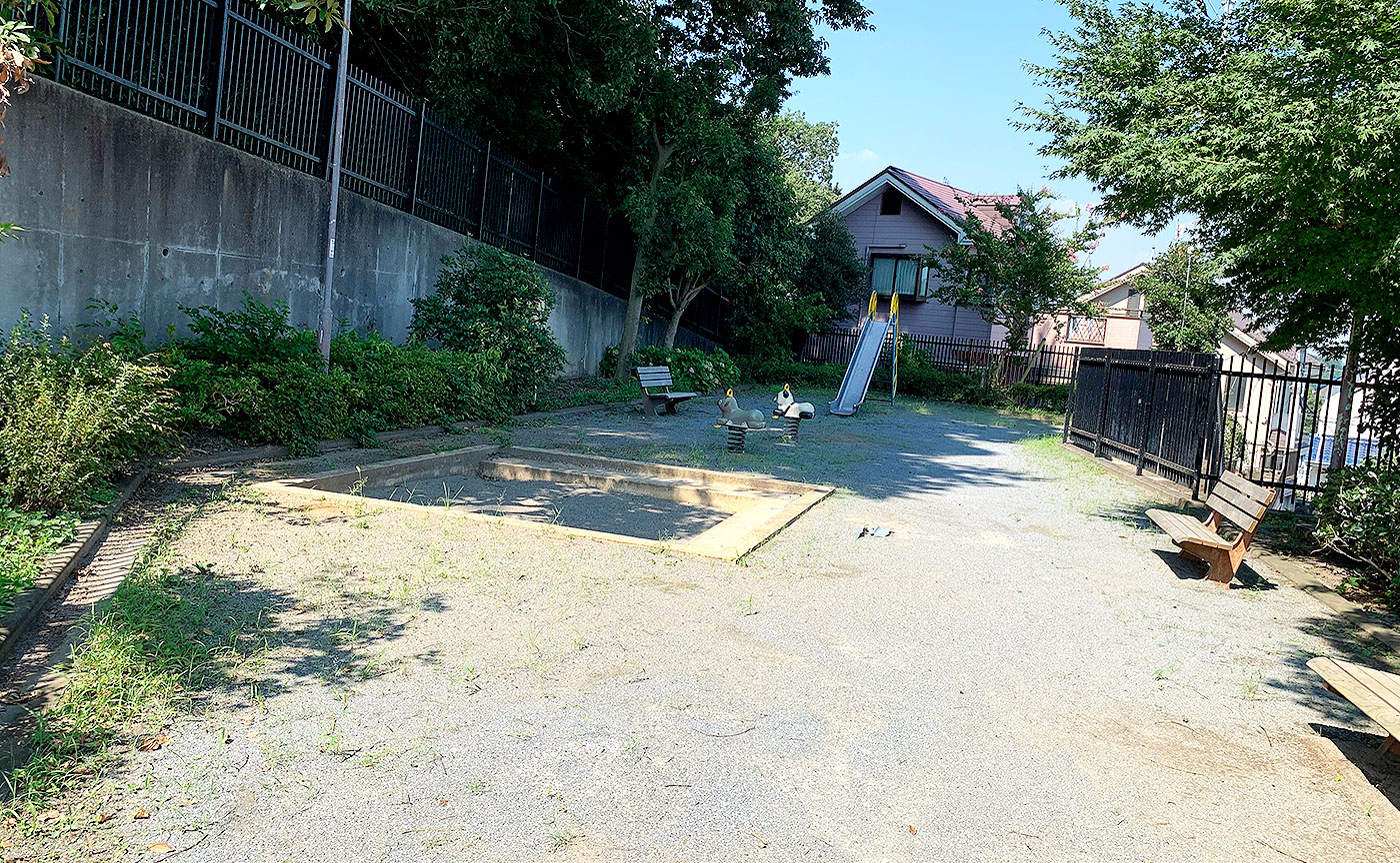 真光寺かん塚児童公園