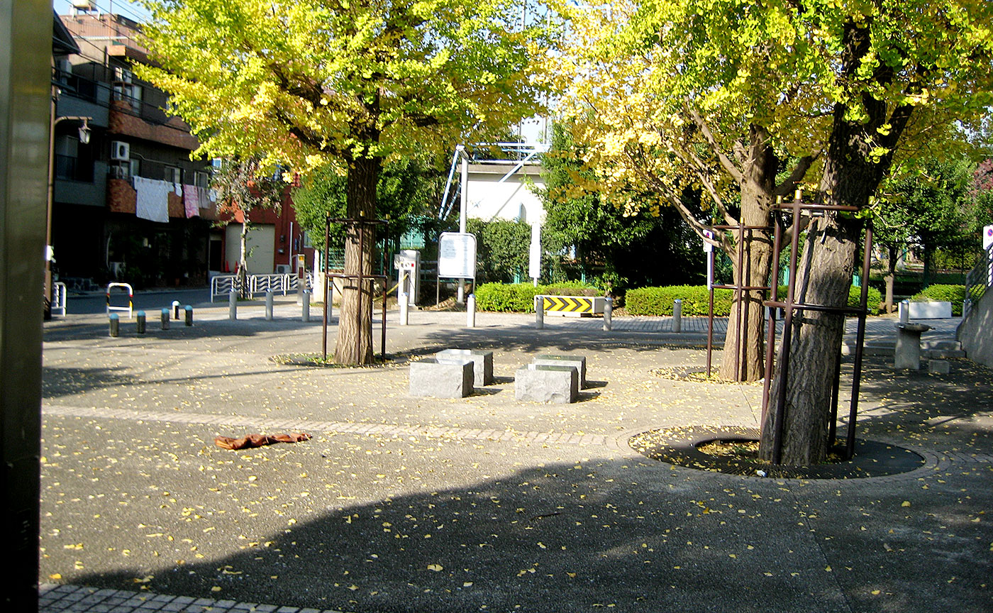 しおかぜ橋塩浜公園