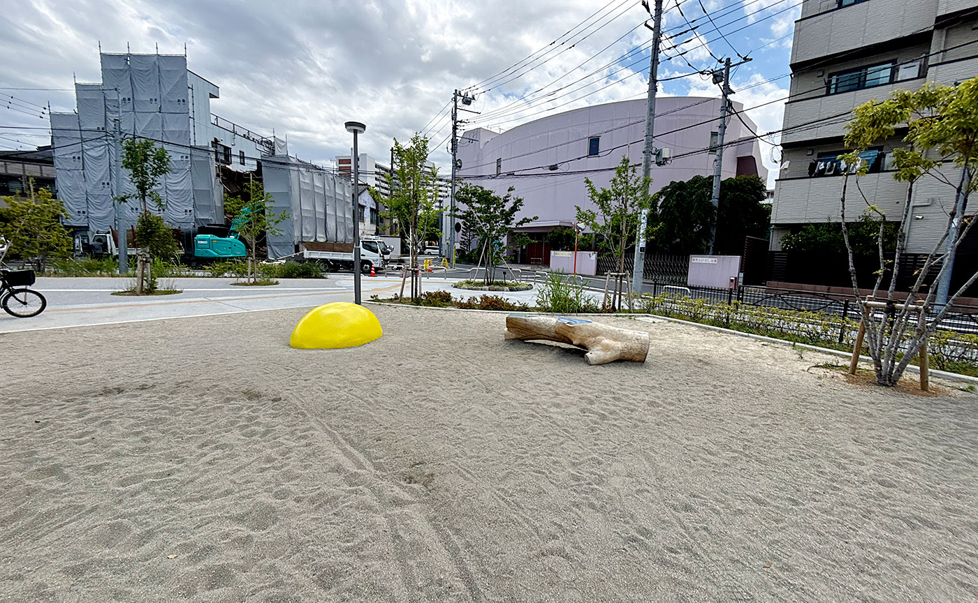 あずま百樹園