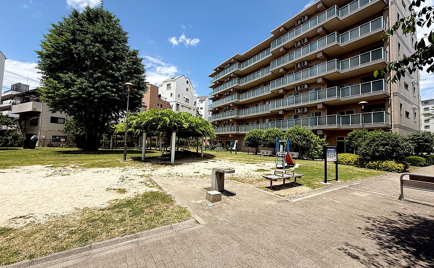 亀島小学校記念公園